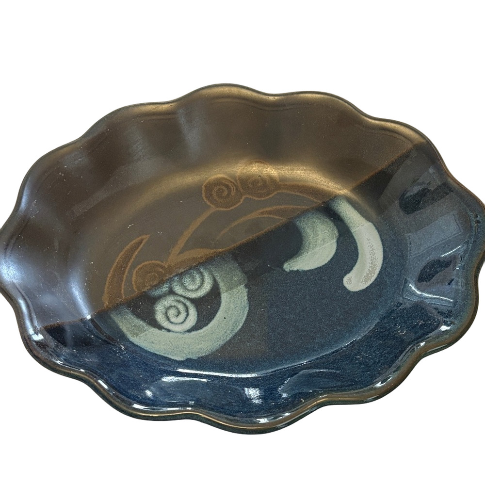 Scalloped Edge Pavlo Pottery Hand Handcrafted Platter From Rockton Ontario